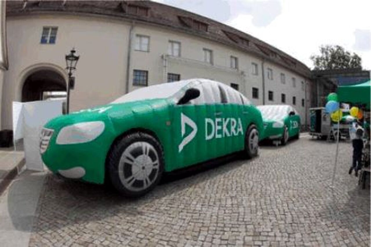 DEKRA Automobil GmbH www.firetage.de